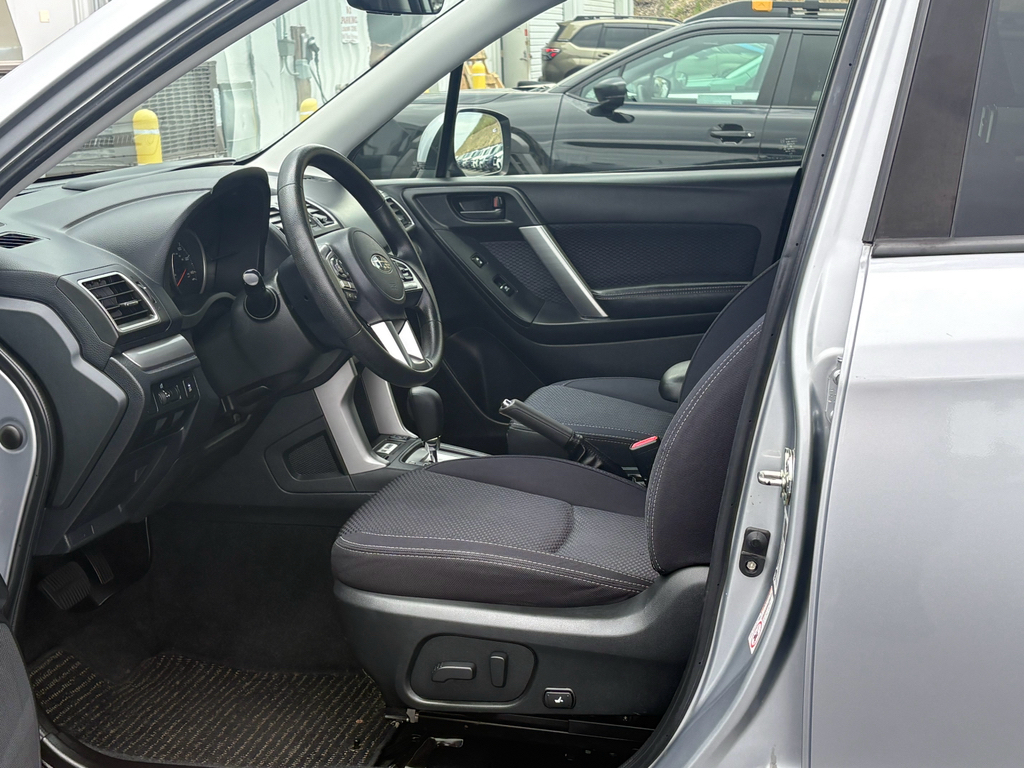2018 Subaru Forester photo 6