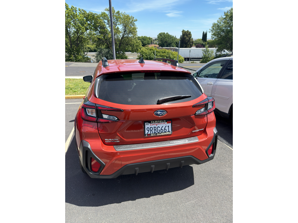 2024 Subaru Crosstrek photo 3