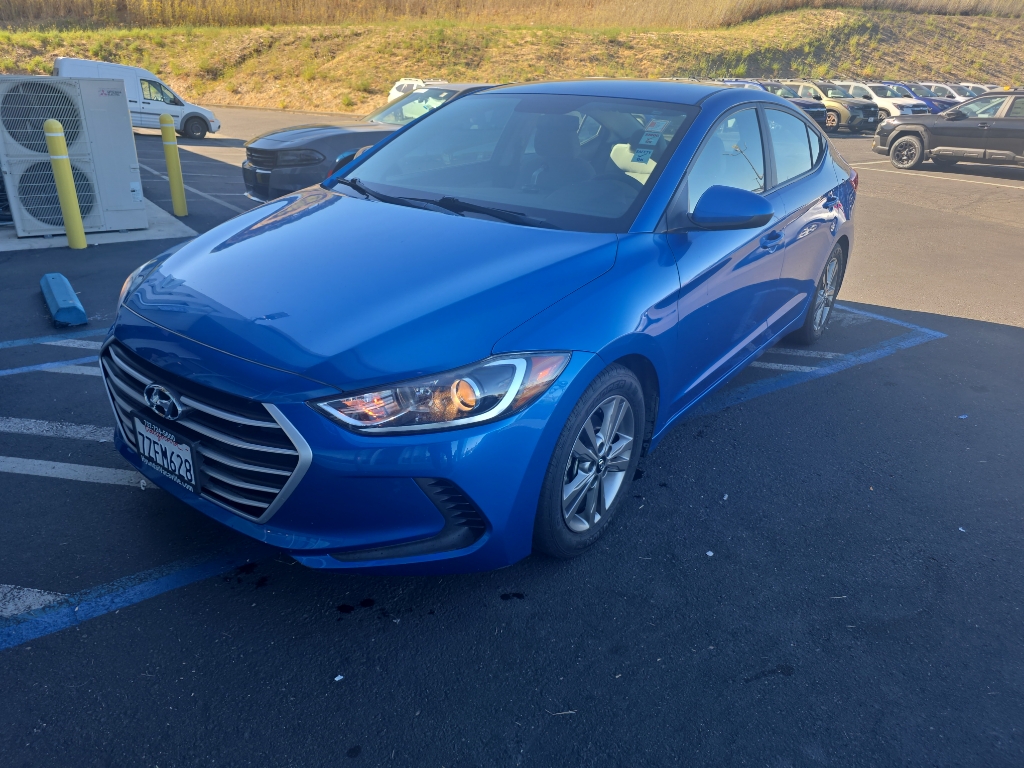 2017 Hyundai Elantra photo 6