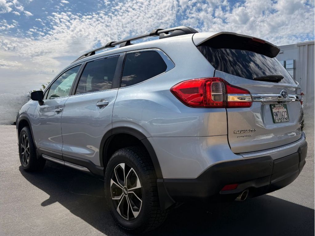 2019 Subaru Ascent photo 2