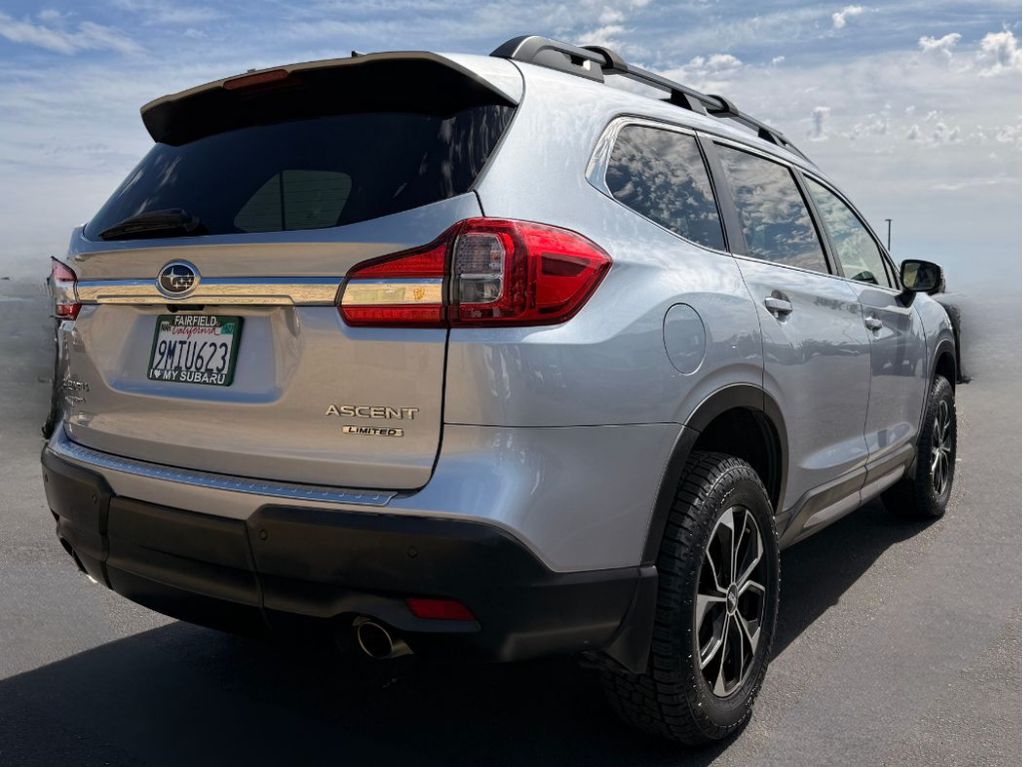 2019 Subaru Ascent photo 3