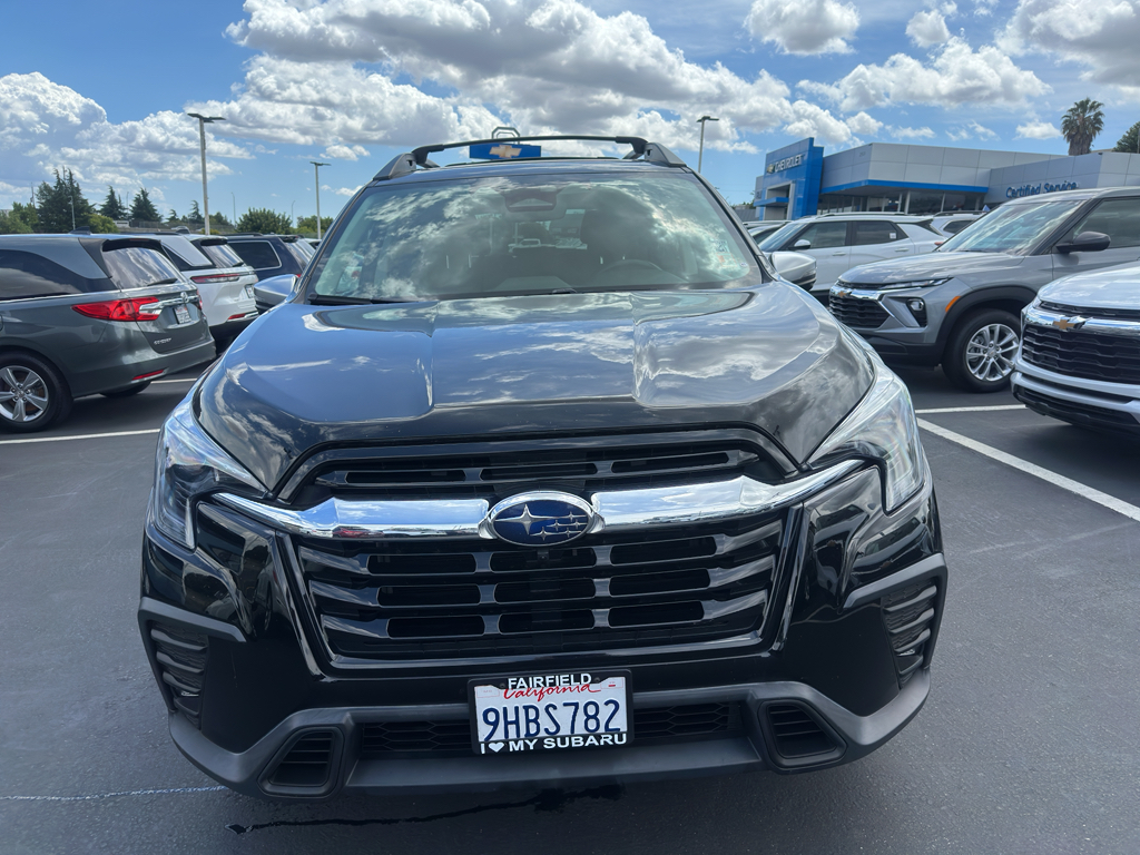 2023 Subaru Ascent photo 2