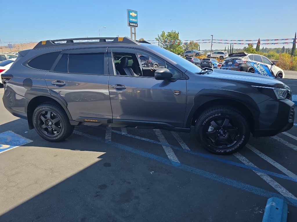 2025 Subaru Outback photo 3