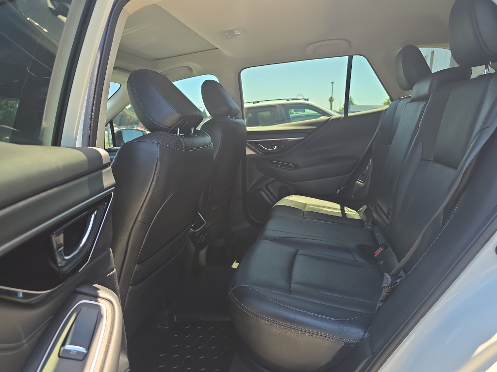 2023 Subaru Outback photo 4