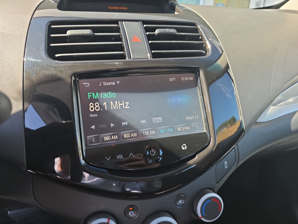 2015 Chevrolet Spark photo 6