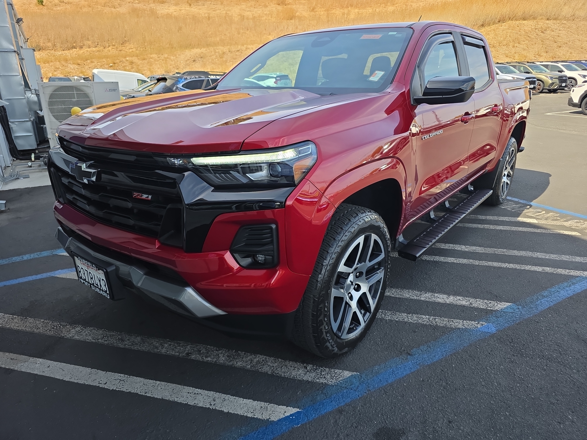 2023 Chevrolet Colorado photo 14