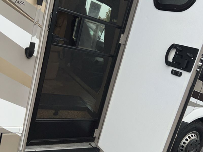 2015 Mercedes-Benz Sprinter 3500 photo 15