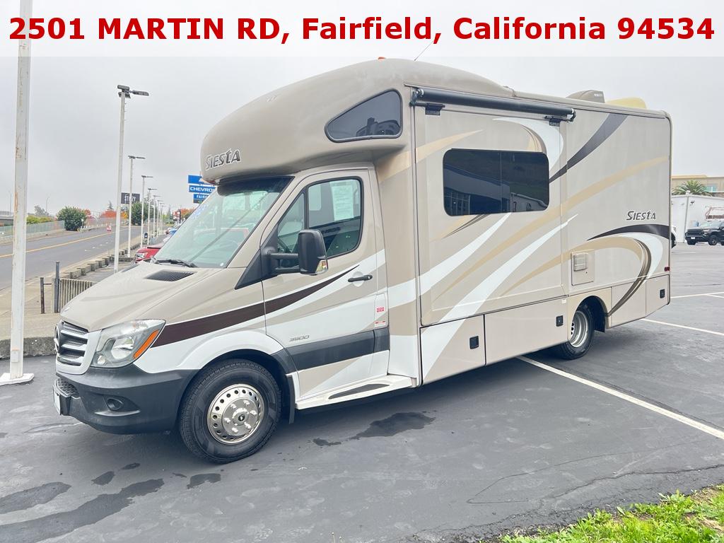 2015 Mercedes-Benz Sprinter 3500 photo 2
