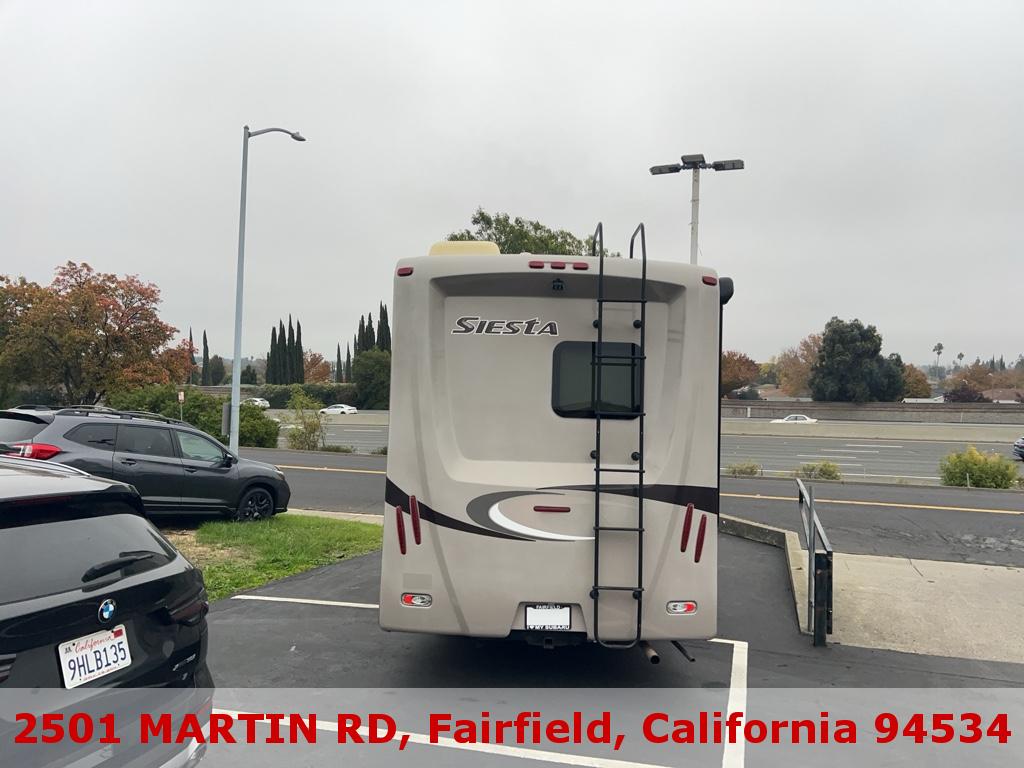 2015 Mercedes-Benz Sprinter 3500 photo 12