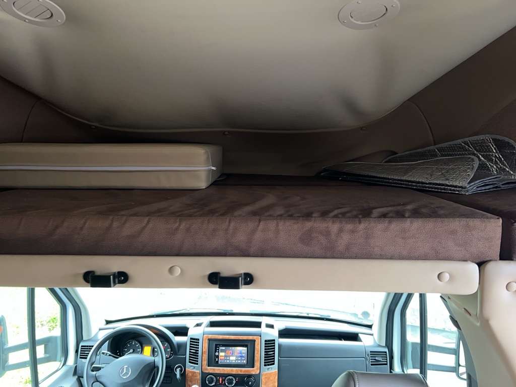2015 Mercedes-Benz Sprinter 3500 photo 17
