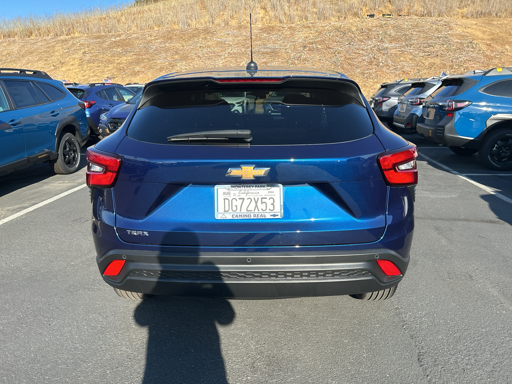 2024 Chevrolet Trax photo 4