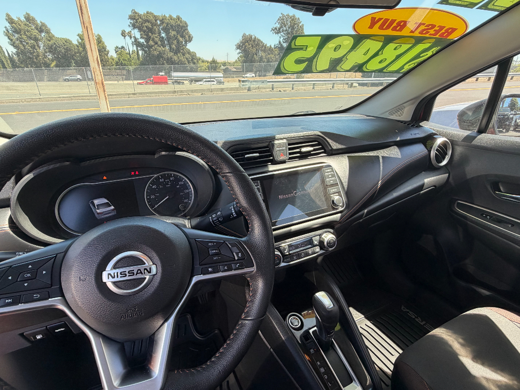 2022 Nissan Versa photo 9
