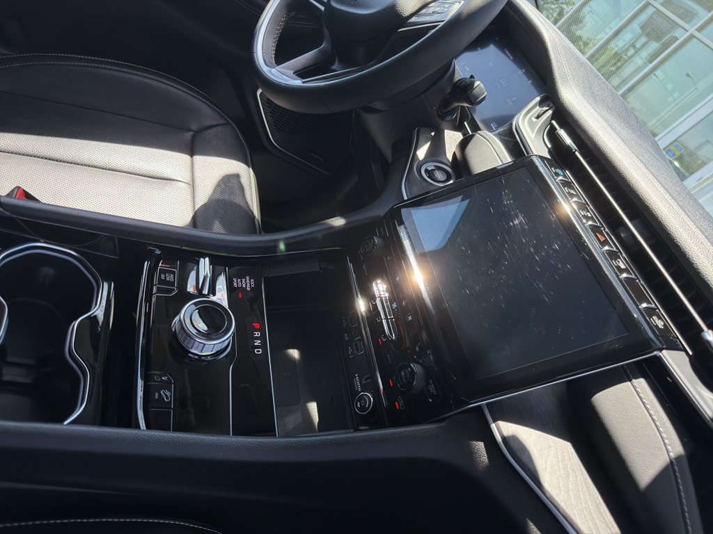 2023 Jeep Grand Cherokee 4xe photo 11