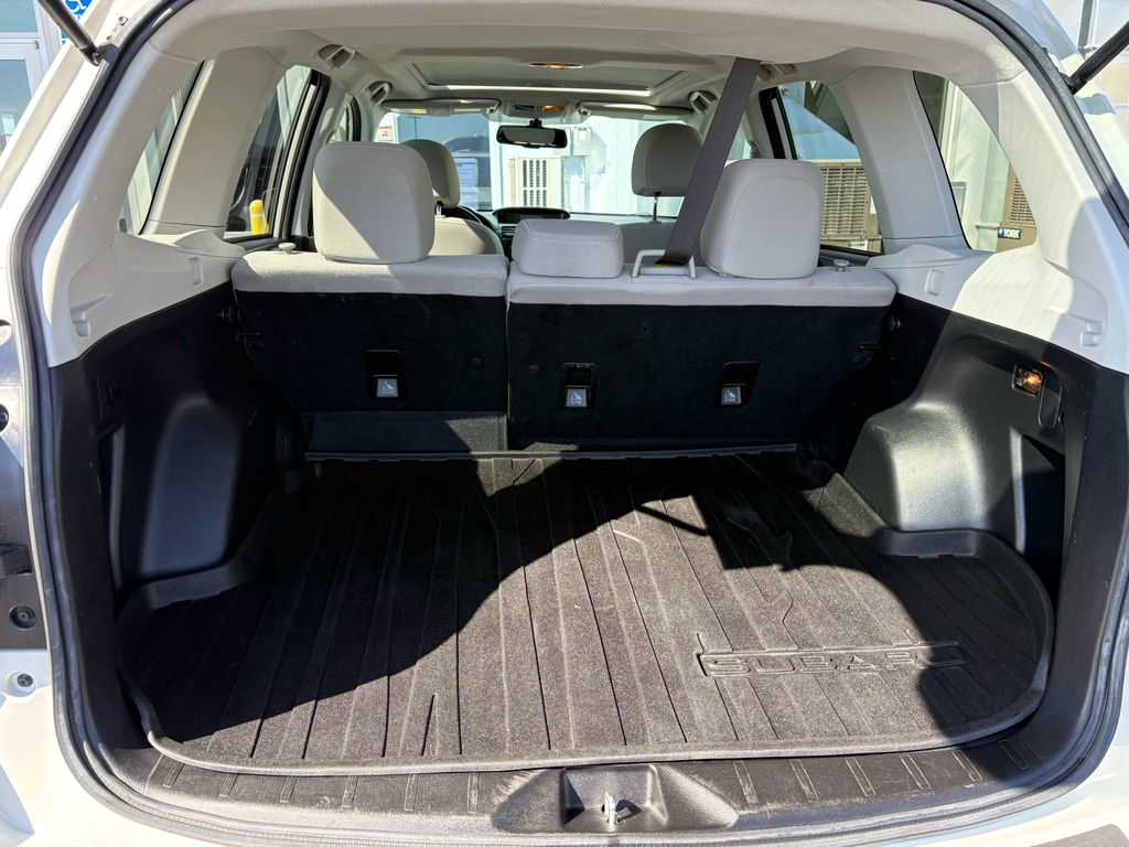 2015 Subaru Forester photo 5