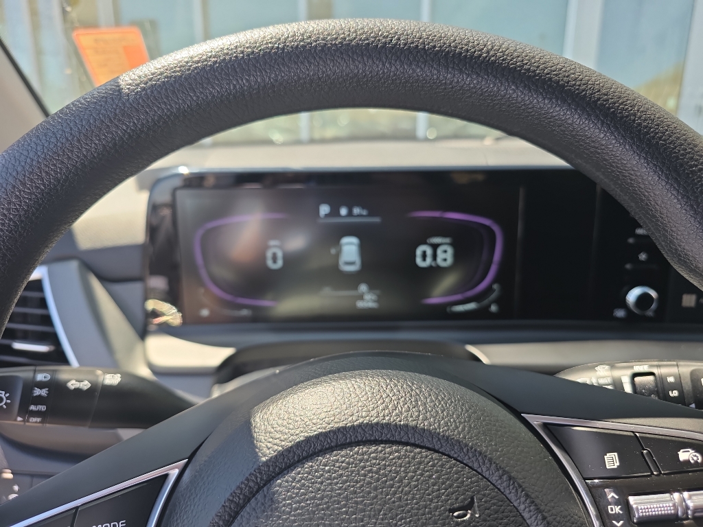 2025 Kia Seltos photo 7