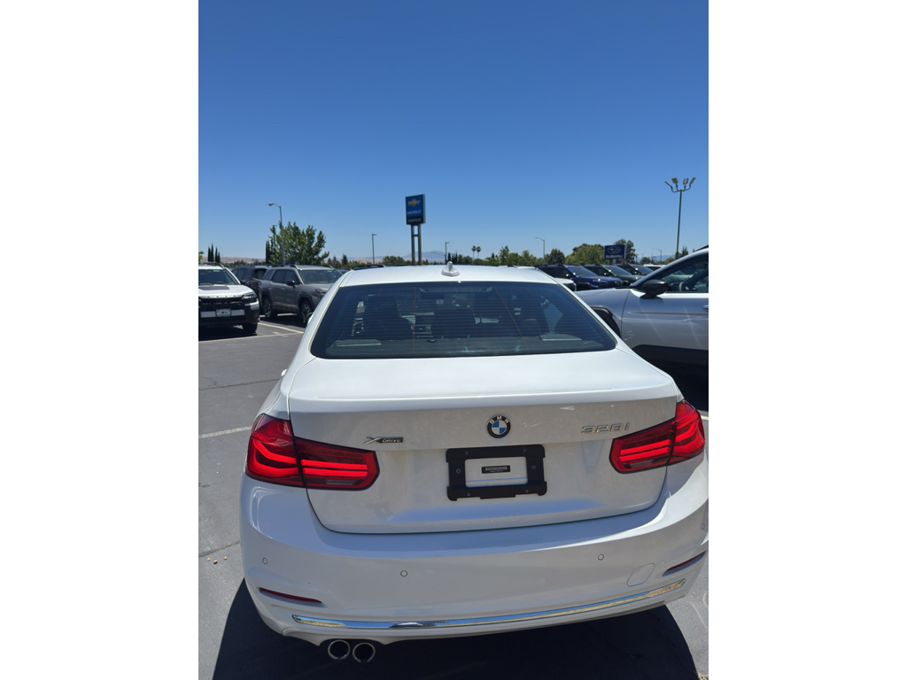 2016 BMW 3 series photo 5