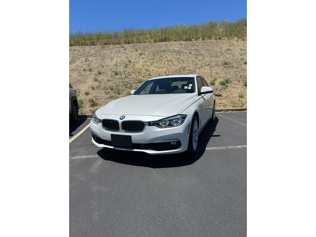 2016 BMW 3 series photo 10