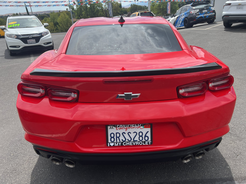 2019 Chevrolet Camaro photo 3