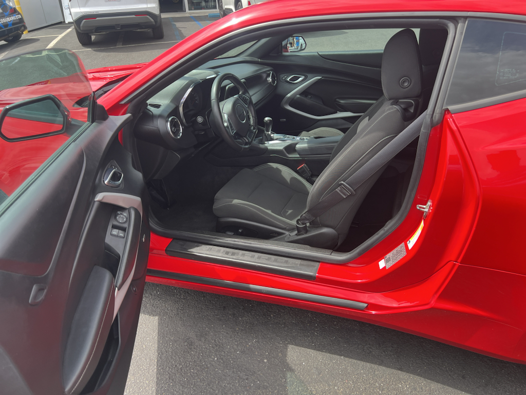 2019 Chevrolet Camaro photo 5