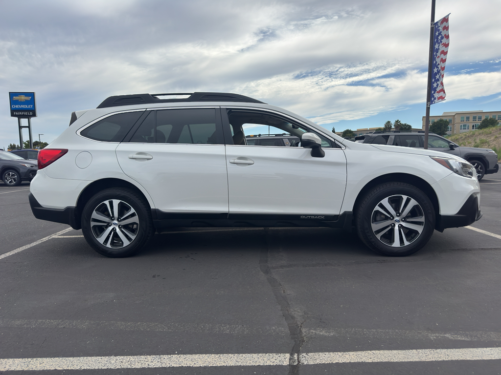 2019 Subaru Outback photo 3
