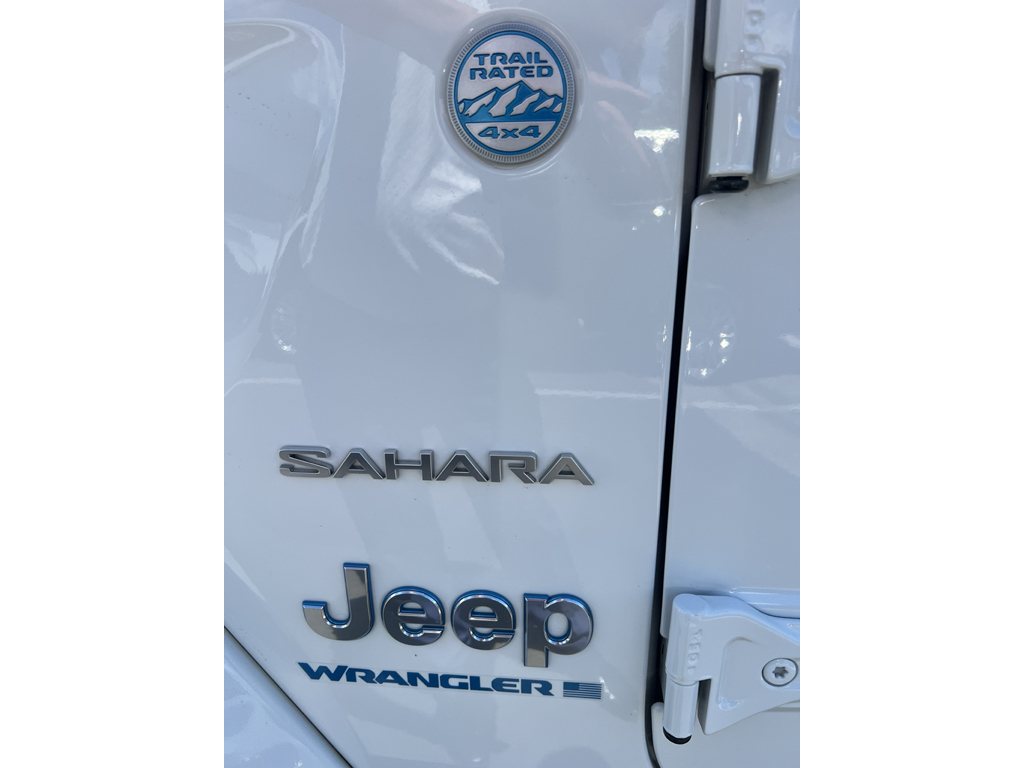 2023 Jeep Wrangler 4xe photo 10