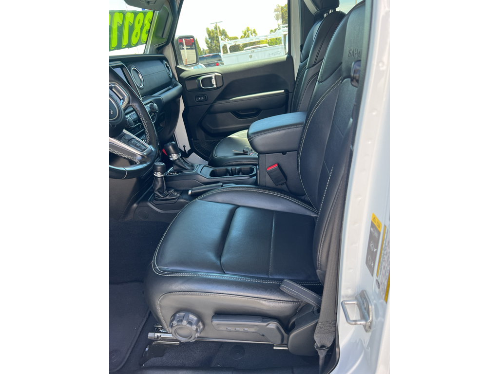 2023 Jeep Wrangler 4xe photo 11
