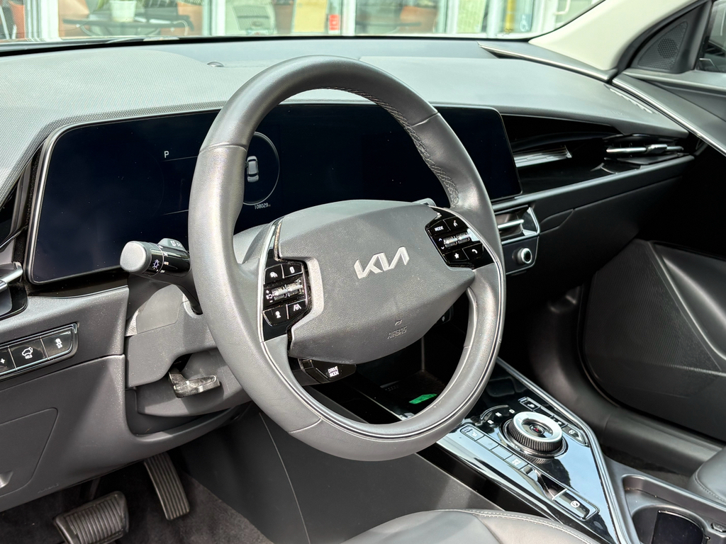 2020 Kia Niro EV photo 6