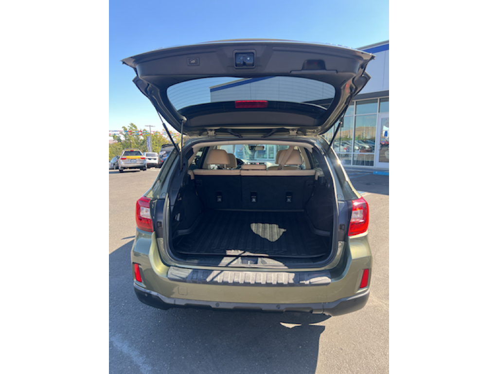 2017 Subaru Outback photo 4
