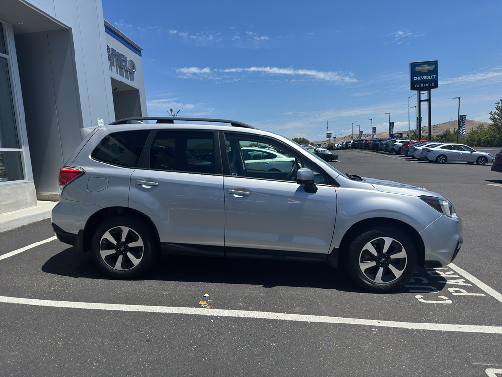 2018 Subaru Forester photo 4