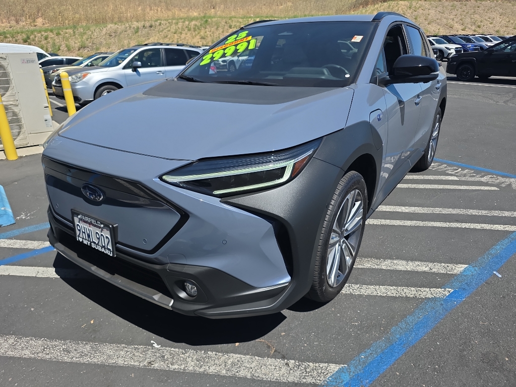 2023 Subaru Solterra photo 1