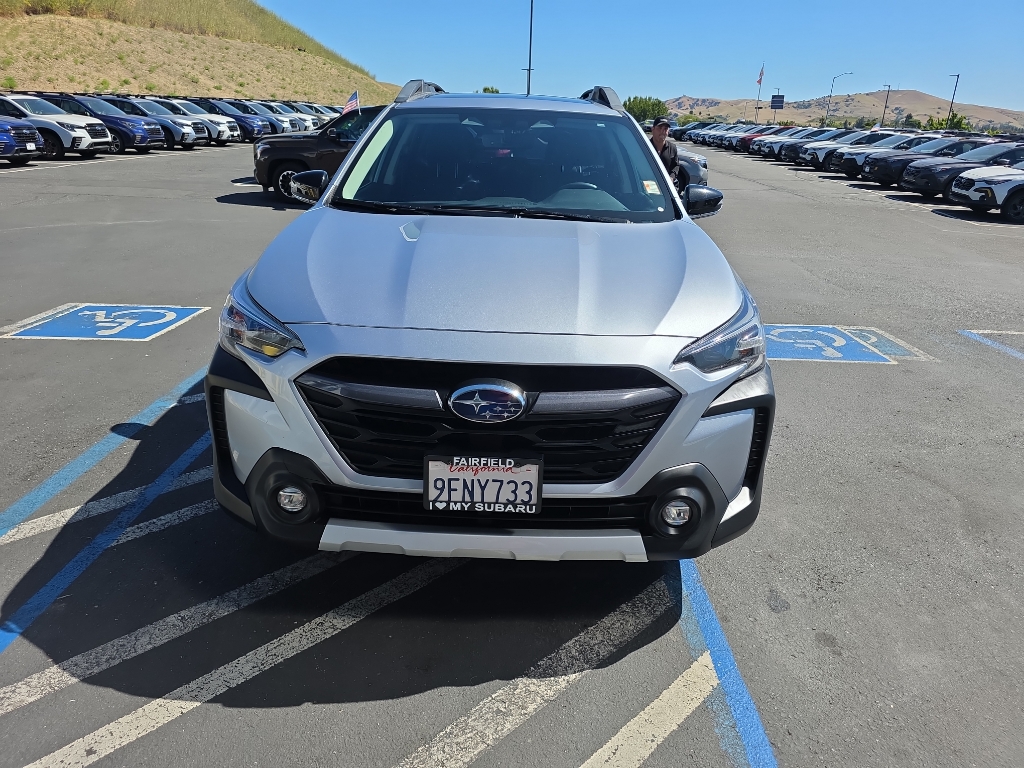 2023 Subaru Outback photo 2