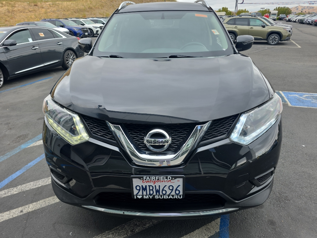 2016 Nissan Rogue photo 2