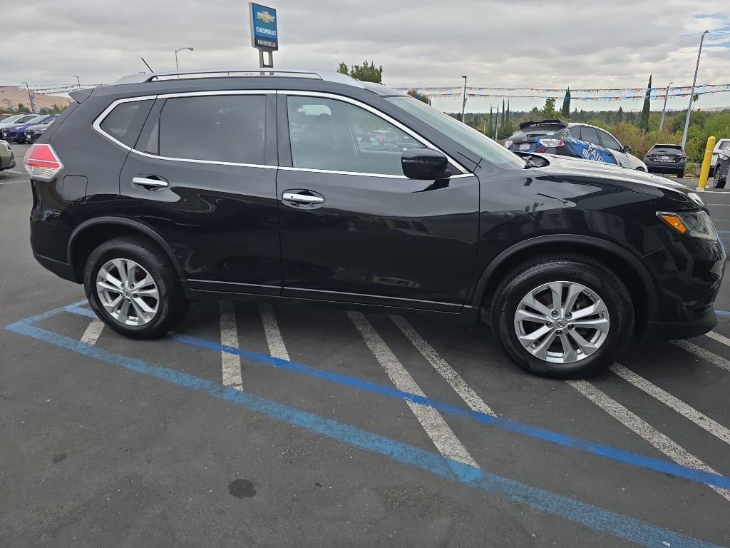 2016 Nissan Rogue photo 3
