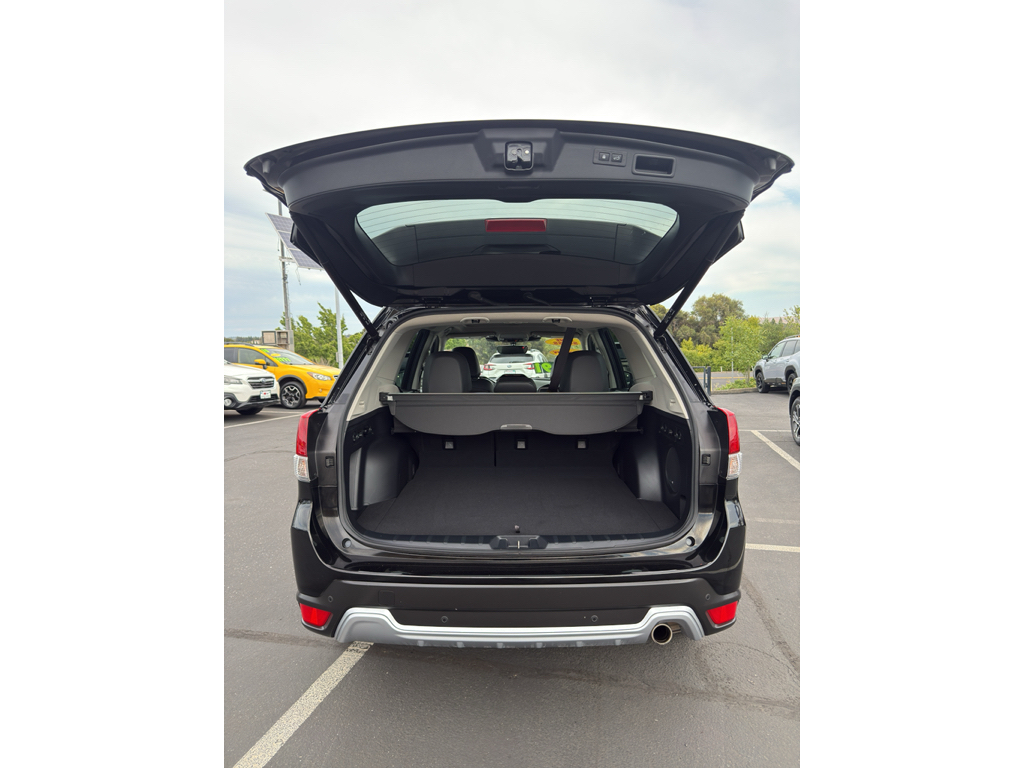 2023 Subaru Forester photo 6