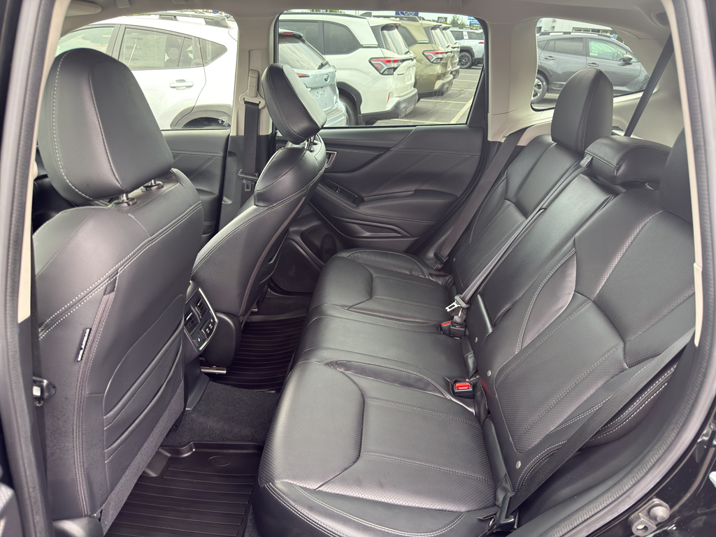 2023 Subaru Forester photo 7