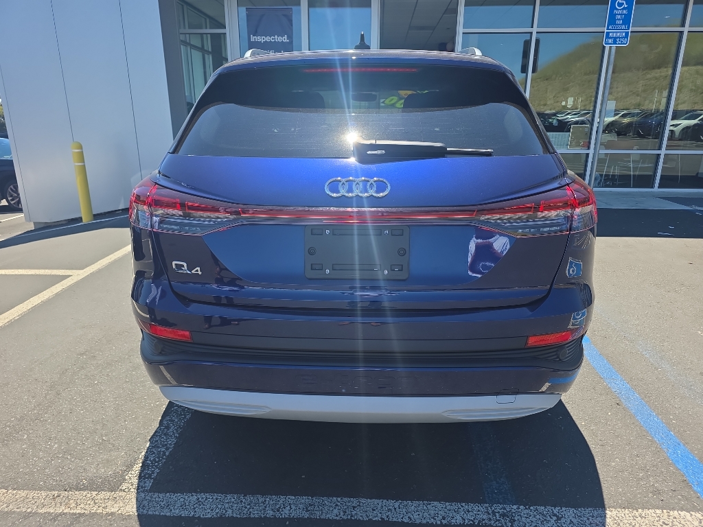 2023 Audi Q4 e-tron photo 3