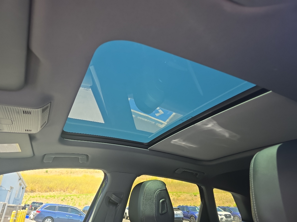 2023 Audi Q4 e-tron photo 5