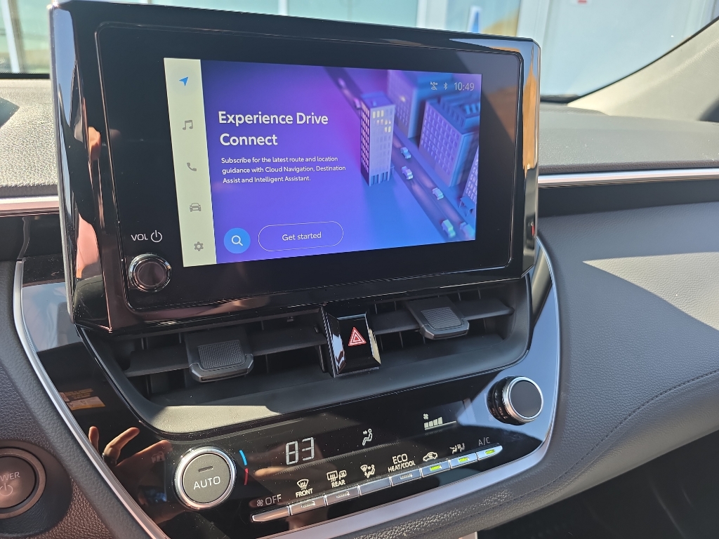 2024 Toyota Corolla Cross Hybrid photo 6