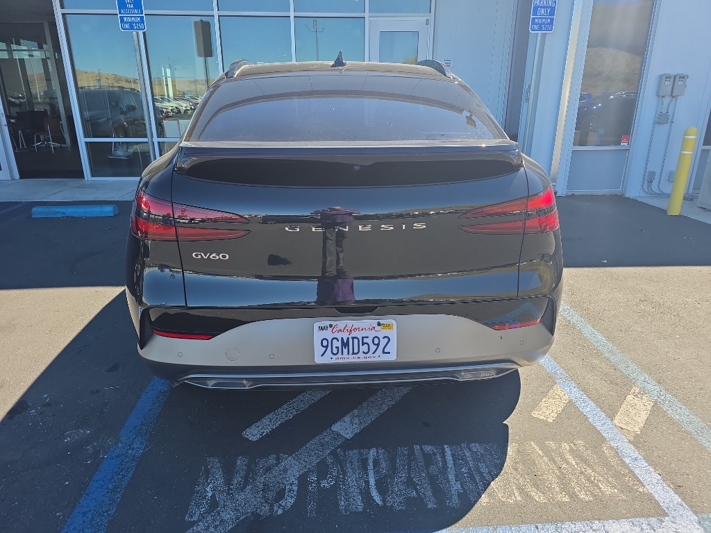 2023 Genesis GV60 photo 3