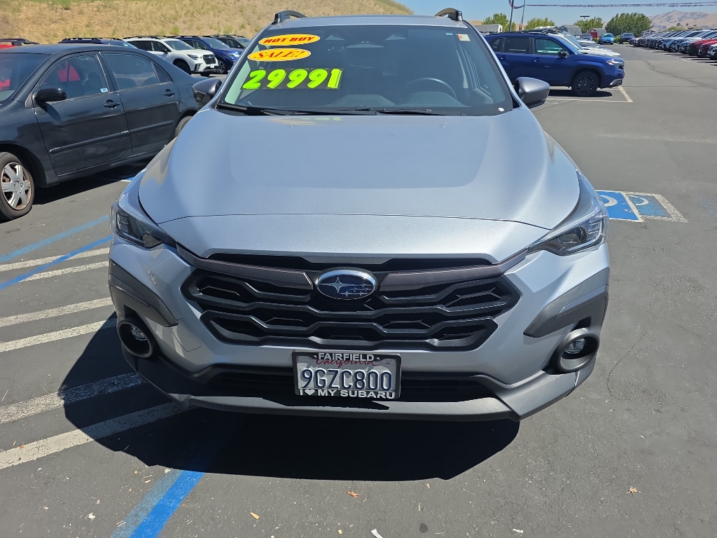 2024 Subaru Crosstrek photo 2