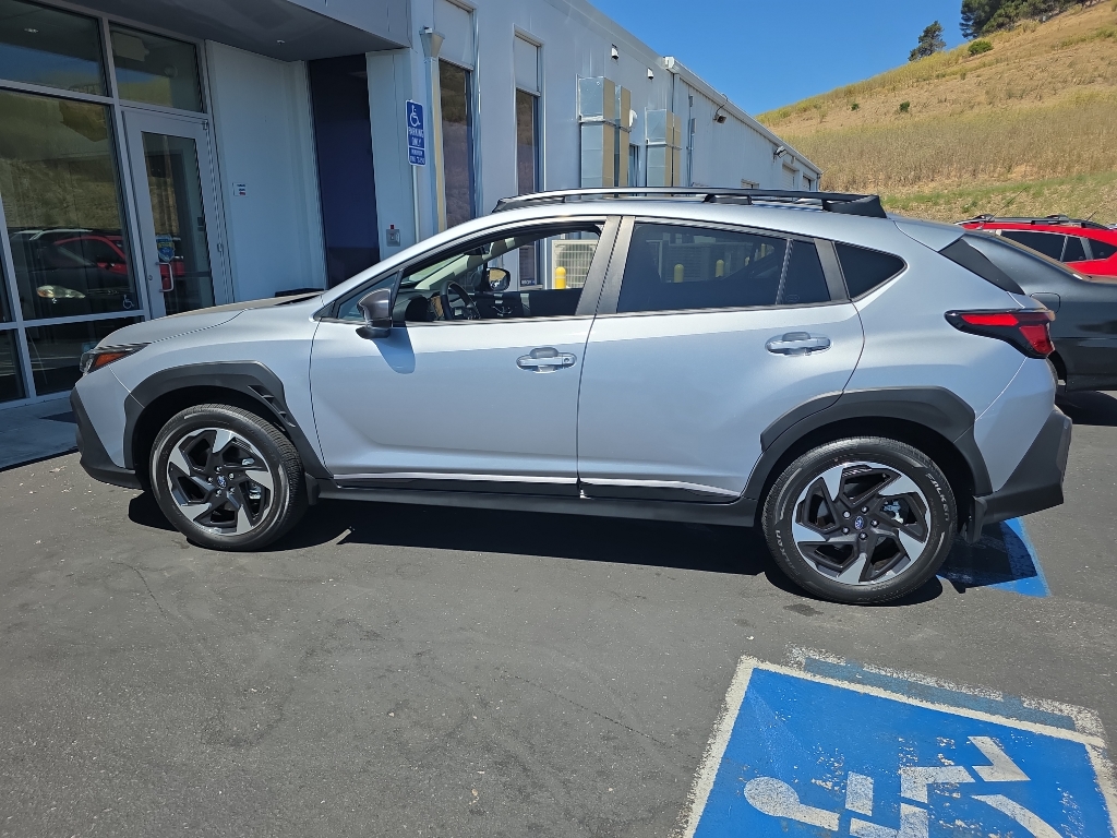2024 Subaru Crosstrek photo 5