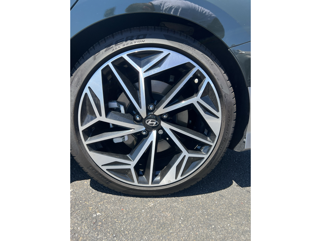 2023 Hyundai IONIQ 6 photo 5