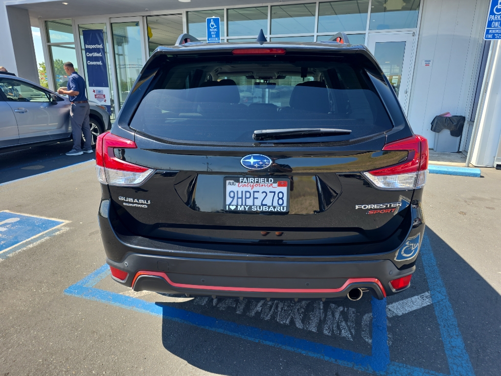 2023 Subaru Forester photo 4