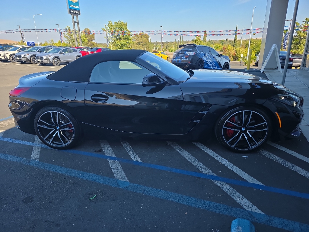 2023 BMW Z4 photo 3