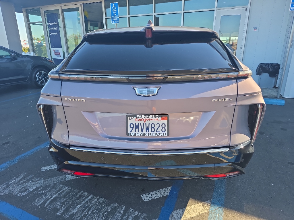 2024 Cadillac Lyriq photo 4