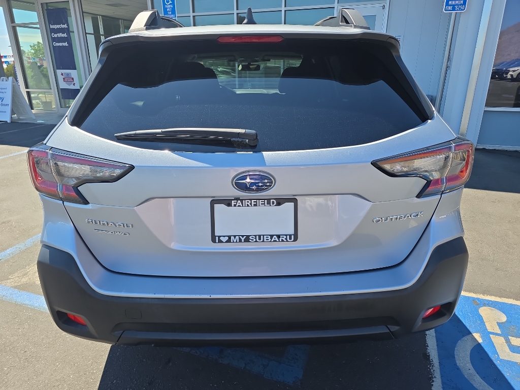 2023 Subaru Outback photo 4