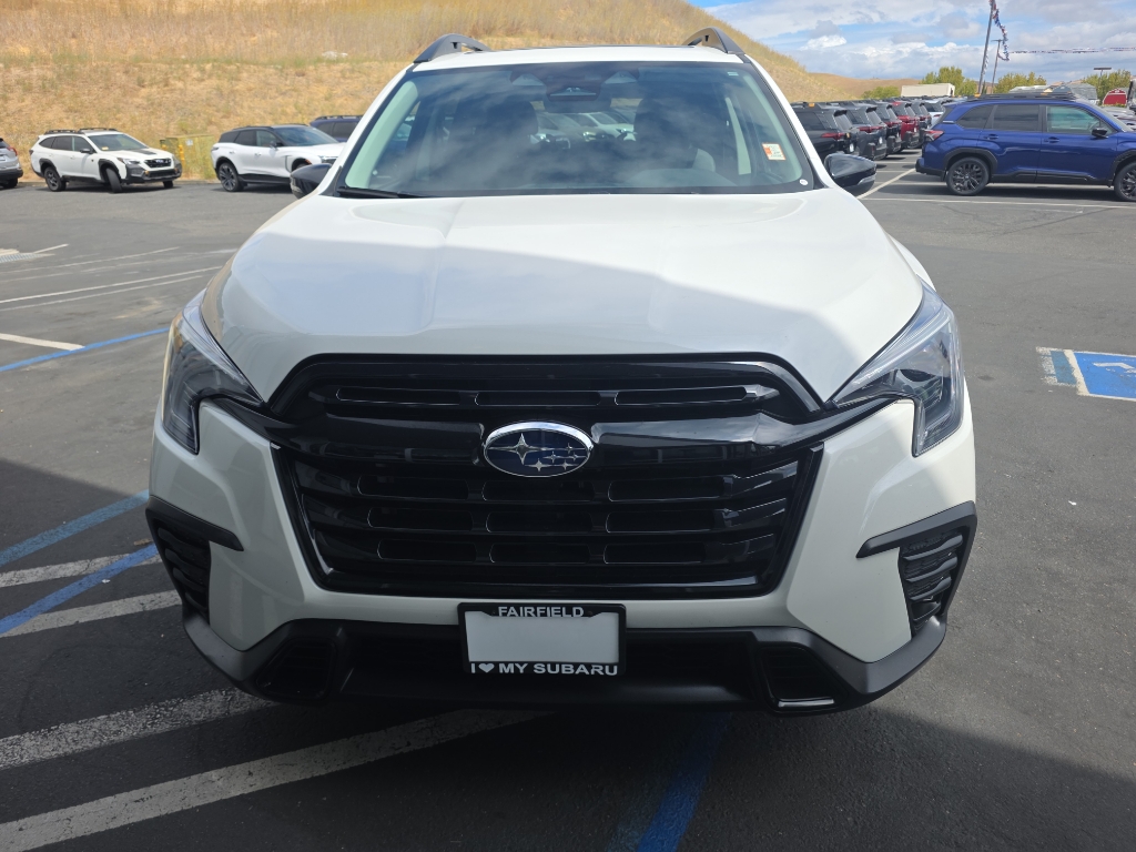 2023 Subaru Ascent photo 2