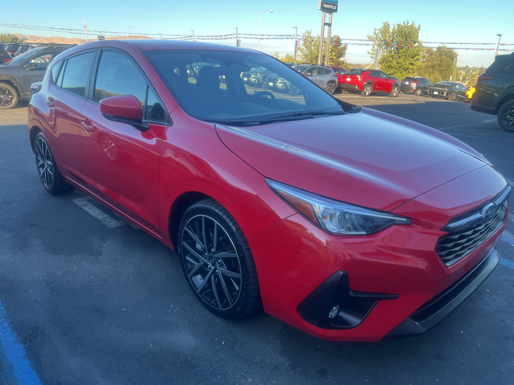 2024 Subaru Impreza photo 3