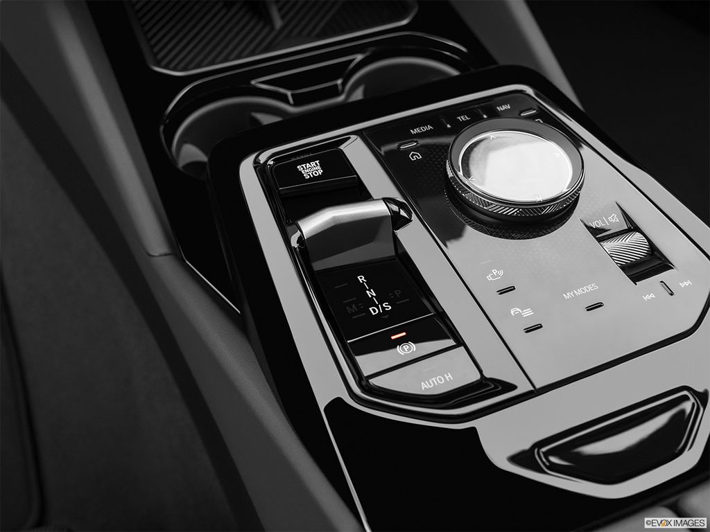 2026 BMW 5 series photo 12