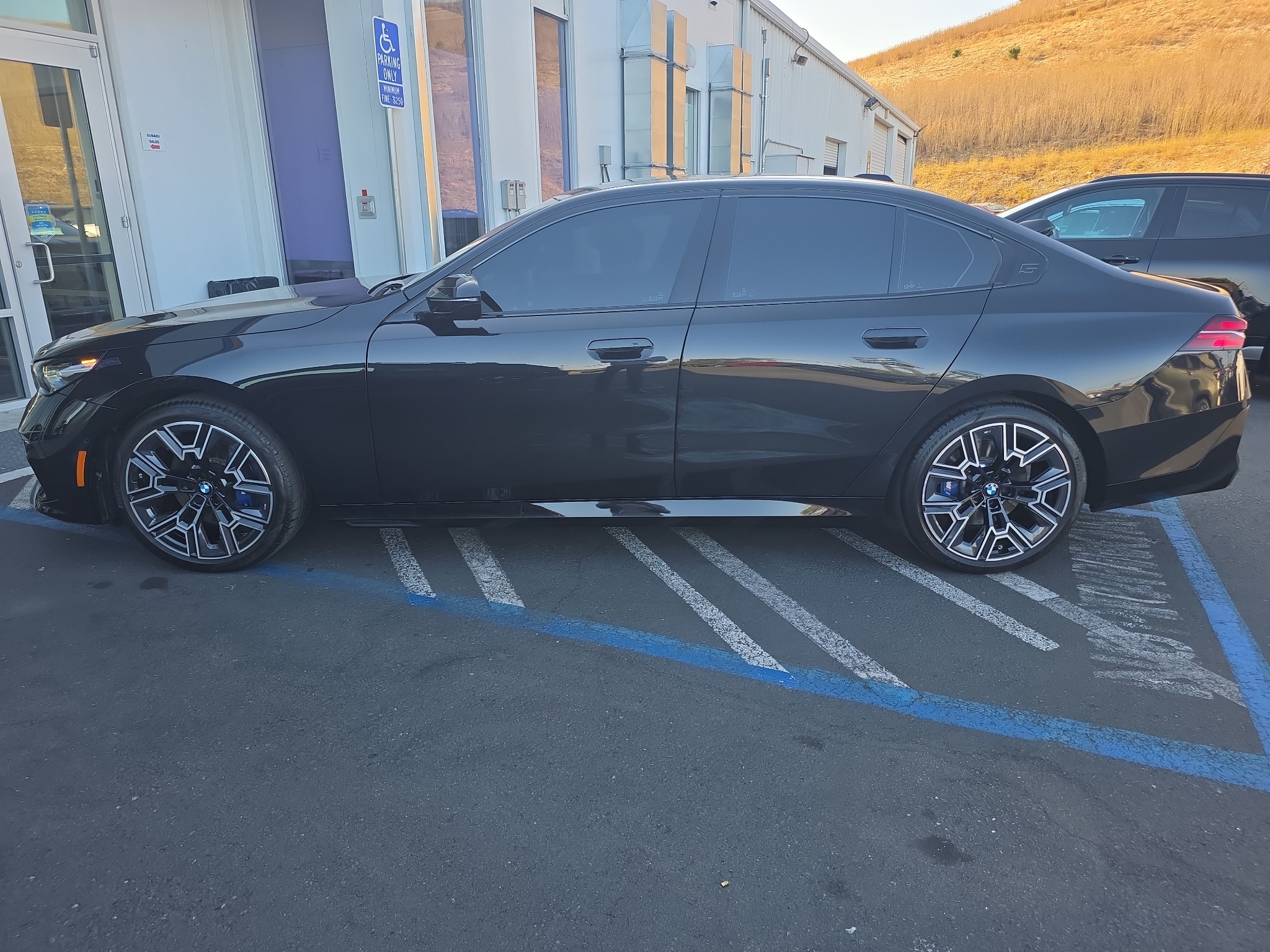 2026 BMW 5 series photo 3
